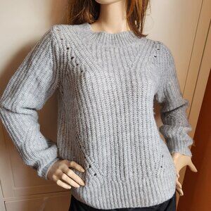 Chunky Soft Grey Wool Blend Knitted Pullover Crew Sweater Size Small